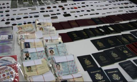 Frontex: Ανθεί το εμπόριο πλαστών διαβατηρίων στην Ευρώπη