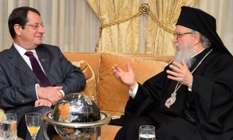 O Αναστασιάδης ενημέρωσε τον Αρχιεπίσκοπο Αμερικής για το Κυπριακό