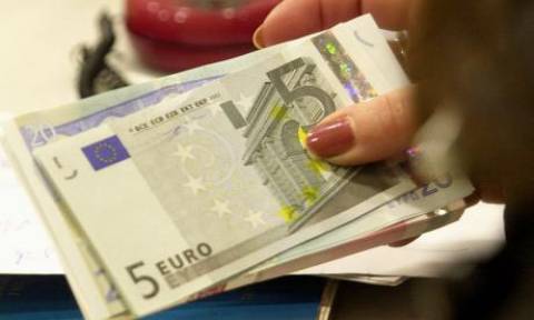Χανιά: Άνεργη «έσβησε» τα χρέη της προς την τράπεζα