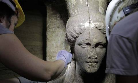 Αμφίπολη – Φάκλαρης: Ο τάφος δεν ανήκει στον Ηφαιστίωνα