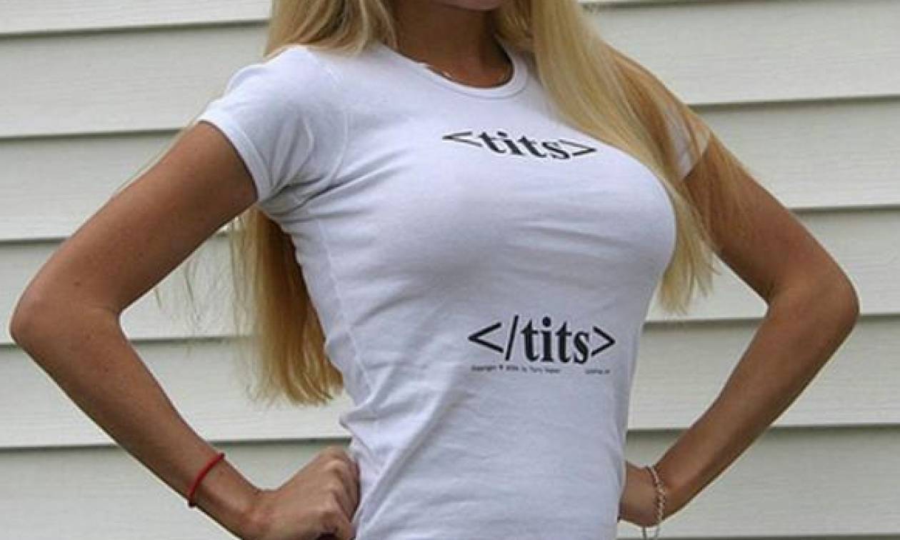 T shirt boobs