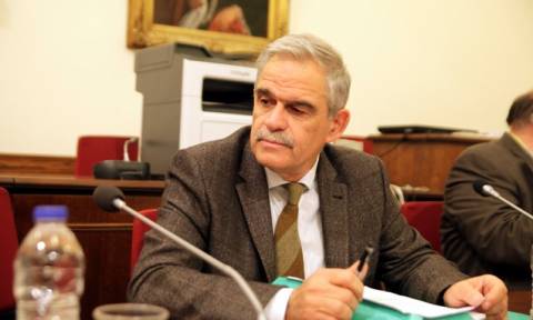 Βουλή - Τόσκας: Αναποτελεσματικός ο διευθυντής Υπηρεσίας Εσωτερικών Υποθέσεων (vid)