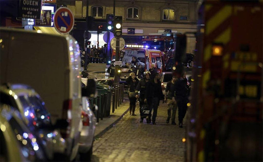 Έκτακτο: Πληροφορίες για νεκρούς και τραυματίες από πυρά σε εστιατόριο στο Παρίσι