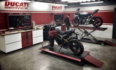 Ducati: Desmo Mobility - Powered by Audi