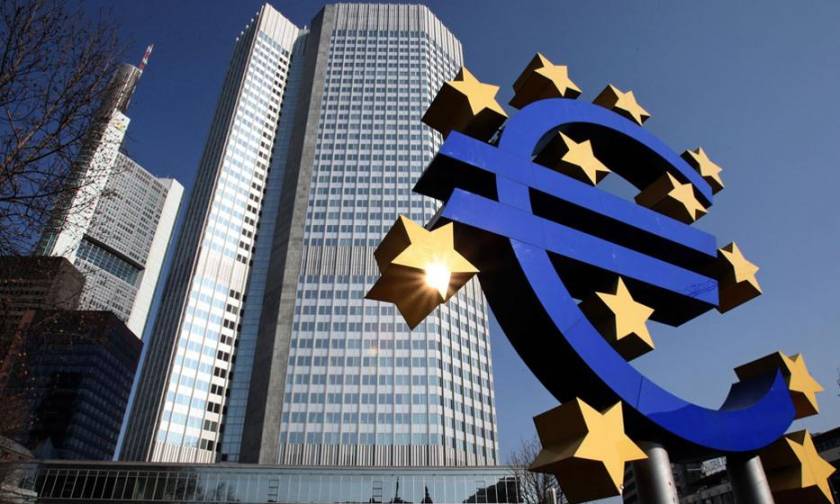 ΕΚΤ: Παραμένει ο κίνδυνος χρεοκοπίας της Ελλάδας