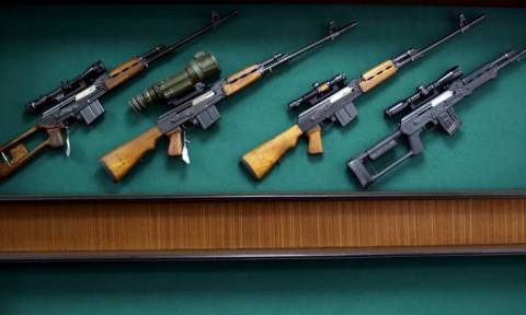 Η μαύρη αγορά όπλων στα Βαλκάνια εξοπλίζει τους τζιχαντιστές