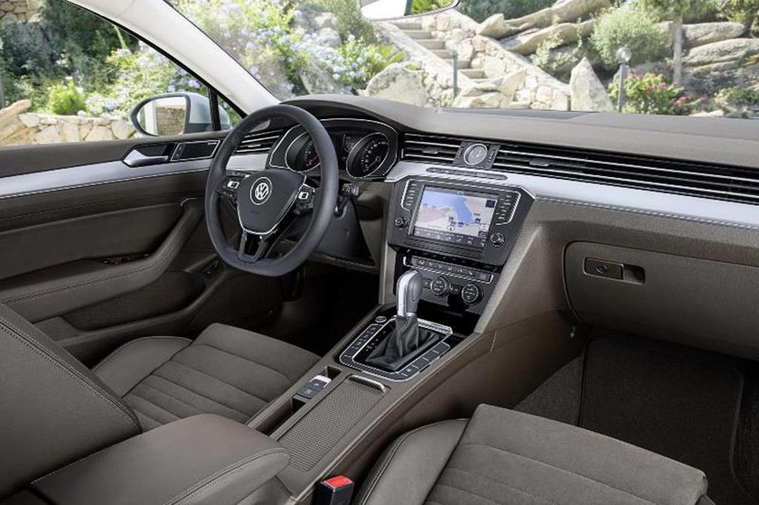 VW: Νέο Passat TDI Βi-Turbo η αστείρευτη πηγή δύναμης