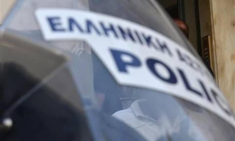 Σύλληψη 21 ατόμων για «προστασία» σε καταστήματα -  Ανάμεσά τους και 3 αστυνομικοί