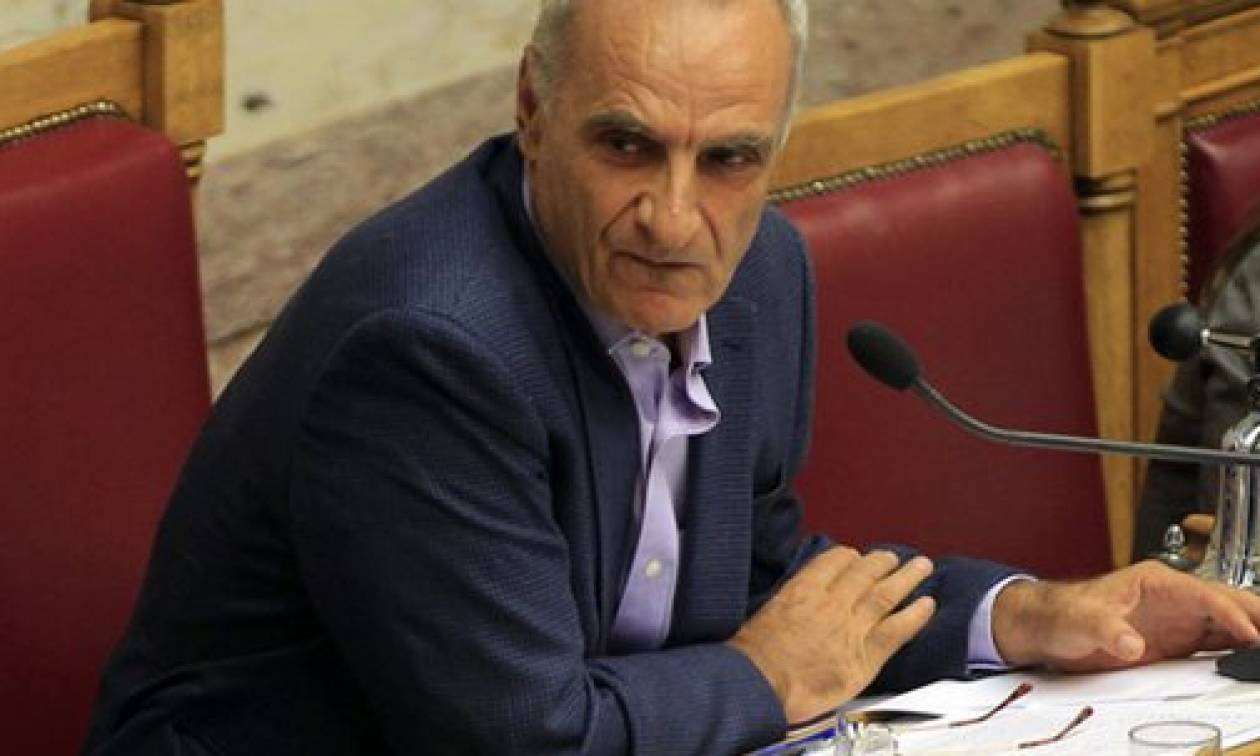 Βαρεμένος: Ο ΣΥΡΙΖΑ από το «όχι σε όλα» έκανε κωλοτούμπα στο «ναι σε όλα»