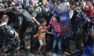 Προσφυγικό: Ανίκανοι και Μοιραίοι! (photo + vid)