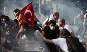 Τουρκία: Δακρυγόνα εναντίον διαδηλωτών στην Κωνσταντινούπολη
