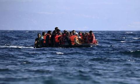 Επιχειρήσεις διάσωσης προσφύγων στη Χίο - Σώοι ανασύρθηκαν 96 άνθρωποι