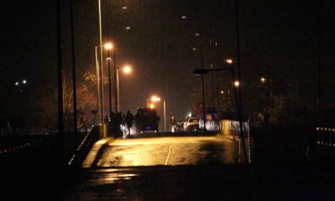 Κατέρρευσε η γέφυρα του Πηνειού στη Διάβα Καλαμπάκας (photo - video)