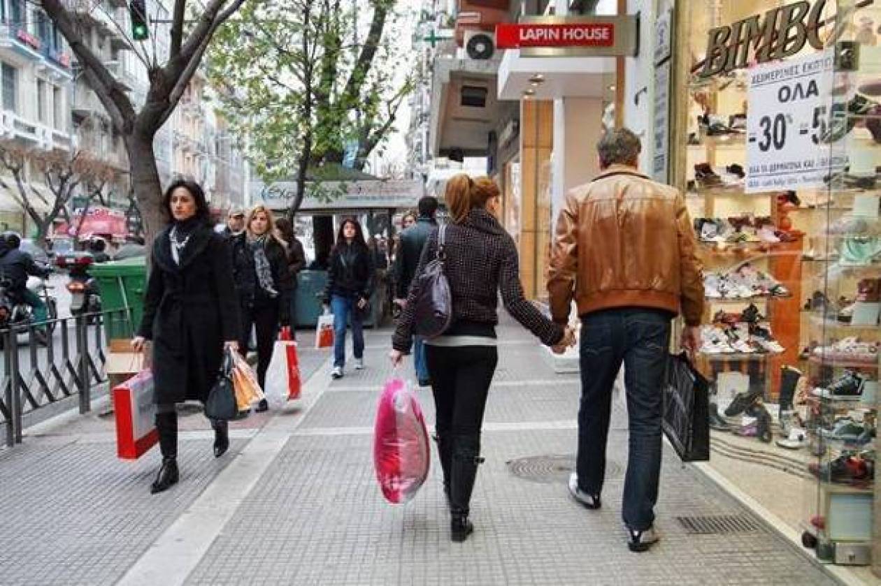 Εκπτώσεις: Τι ώρα κλείνουν τα εμπορικά καταστήματα