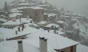 Κακοκαιρία: Στα λευκά η Πελοπόννησος – Σε ποιες περιοχές χιονίζει
