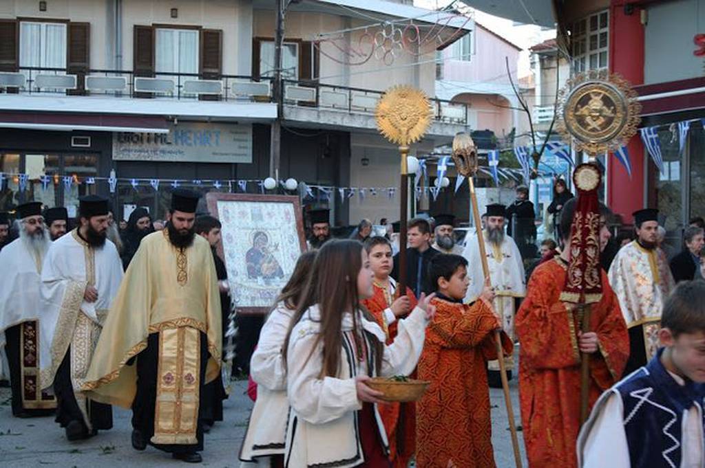 Υποδοχή της Παναγίας της Φοβεράς Προστασίας από την Μονή Κουτλουμουσίου στην Κατούνα (pics)