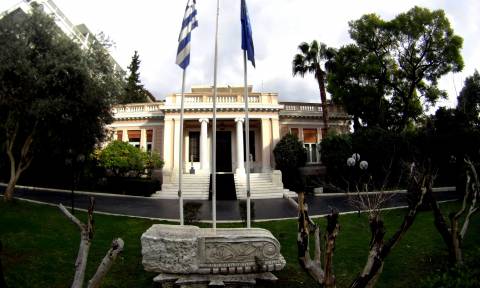 Οι ισχυροί των funds σε επαφές στην Αθήνα με... προαπαιτούμενα