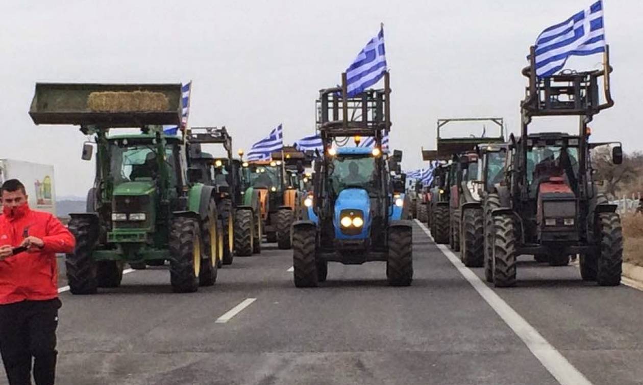 Μπλόκα αγροτών: Παραλύουν τη χώρα - Κλειστό επ΄αόριστον το Τελωνείο Κήπων