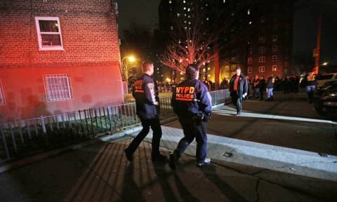 Νέα Υόρκη: Δύο αστυνομικοί τραυματίες κοντά σε ομιλία του δημάρχου (vid)