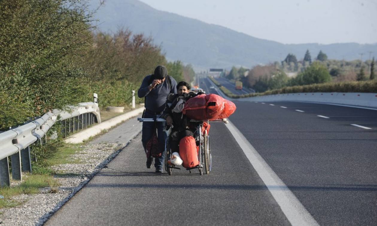 Κραυγή αγωνίας από χιλιάδες πρόσφυγες στην Ειδομένη