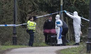 Σοκ στην Βρετανία: Βρέθηκε νεογέννητο νεκρό μέσα σε τσάντα