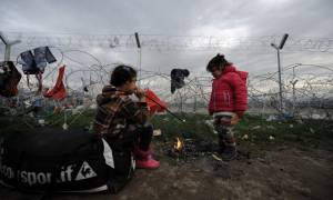 Στην κόψη του ξυραφιού η Ελλάδα - Πρόσφυγες παντού