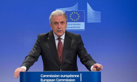 Αβραμόπουλος: Πρέπει να διαφυλάξουμε τη ζώνη Σένγκεν