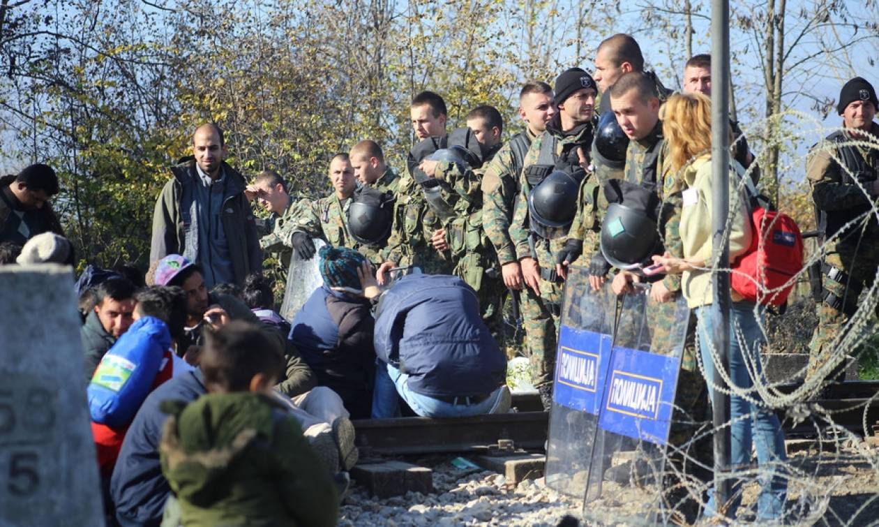 Ειδομένη: Εκατό πρόσφυγες πέρασαν σήμερα το συνοριακό σημείο ελέγχου