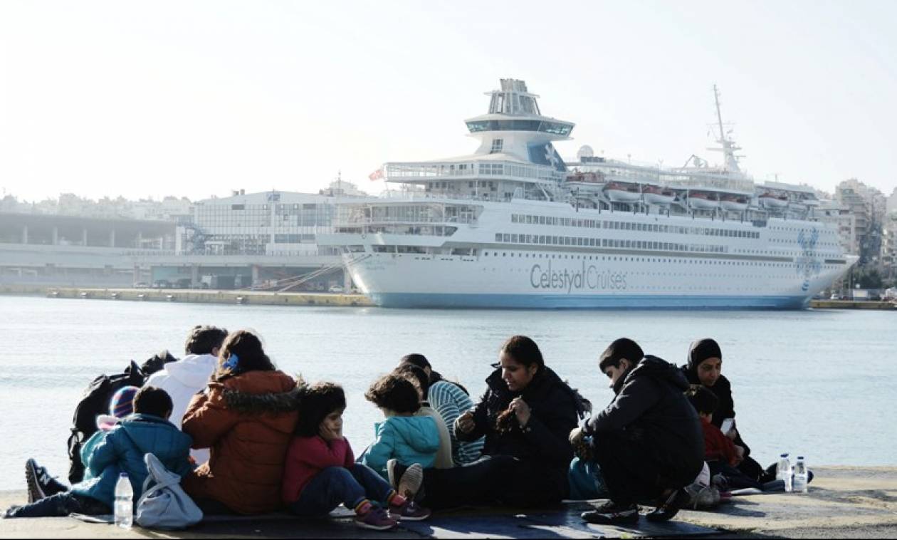 Ακόμα δυο πλοία με 1.018 πρόσφυγες κατέφθασαν στον Πειραιά