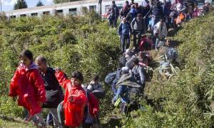 Σκόπια: Στέλνουν πίσω στην Ελλάδα τους πρόσφυγες και ζητούν 250 ευρώ το κεφάλι για τους φωτορεπόρτερ