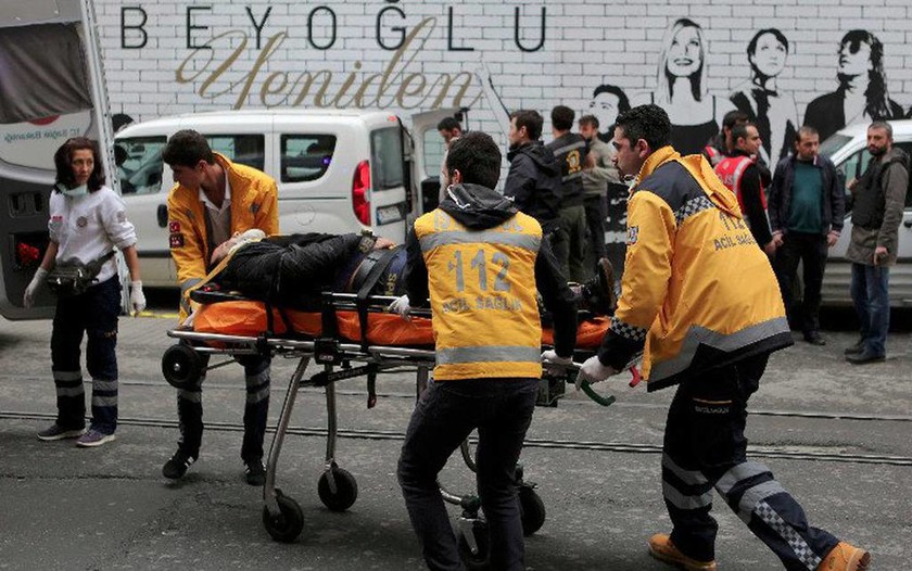 Εικόνες - σοκ από την έκρηξη στην Κωνσταντινούπολη