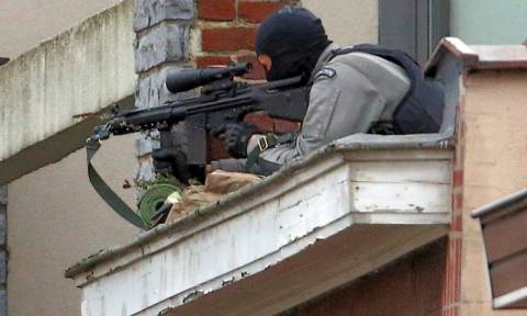 Τρομοκρατικές επιθέσεις Βρυξέλλες: Ανθρωποκυνηγητό κατά υποστηρικτών του ISIS στο Βέλγιο (Vid)