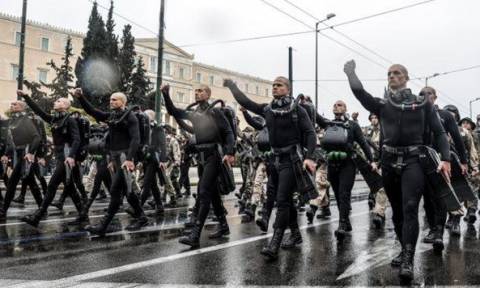 Ανατριχίλα: Σείστηκε η Αθήνα από τα συνθήματα Λοκατζήδων και Καταδρομέων