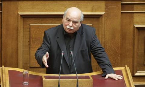 Ο Βούτσης βάζει «χέρι» στον ΣΥΡΙΖΑ για τη «βροχή» περίεργων τροπολογιών