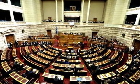 Βουλή: Συστήνεται εξεταστική επιτροπή για τα «θαλασσοδάνεια» κομμάτων και ΜΜΕ