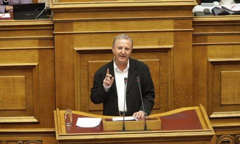Βουλευτής του ΣΥΡΙΖΑ «αδειάζει» την κυβέρνηση: Να πάμε σε δημοψήφισμα