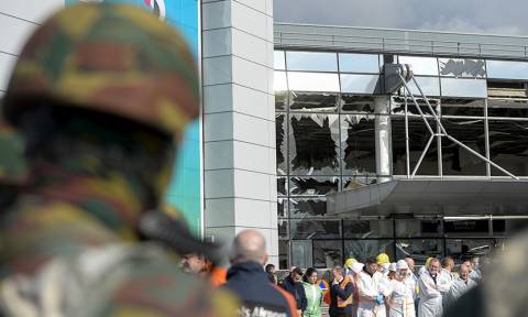 Τρομοκράτης που ανατινάχθηκε στο αεροδρόμιο των Βρυξελλών δούλευε εκεί για... 5 χρόνια!