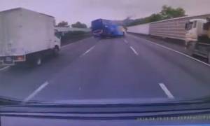 Συγκλονιστικό βίντεο: Τρομακτικό δυστύχημα με λεωφορείο που κάνει «σφήνες» (video)