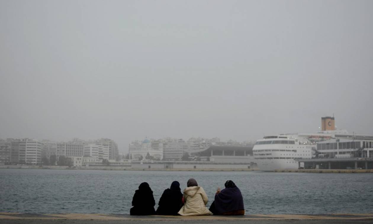 Πειραιάς: Λιγότεροι οι πρόσφυγες και μετανάστες που διαμένουν το λιμάνι