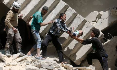 Τουλάχιστον 50 οι νεκροί από τον βομβαρδισμό του νοσοκομείου στο Χαλέπι