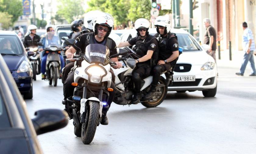 Θεσσαλονίκη: Ένας τραυματίας και μια σύλληψη από ανθρωποκυνηγητό με μοτοσυκλέτες