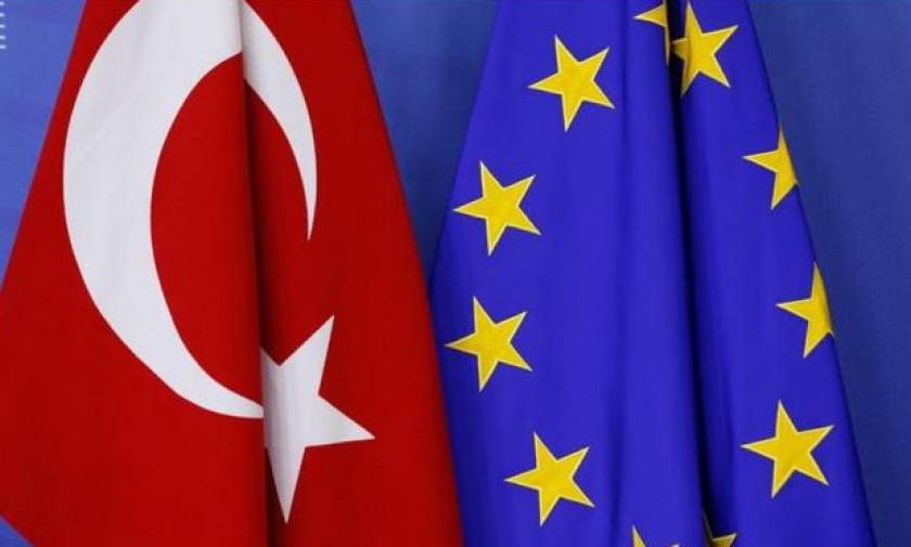 Κερδίζει το «παζάρι» η Τουρκία: Την κατάργηση βίζας θα προτείνει η Κομισιόν