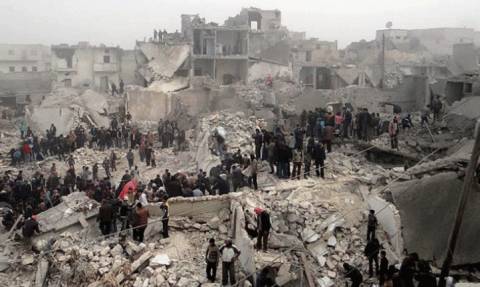 Συρία: Φρικιαστικές εικόνες μετά το φονικό βομβαρδισμό προσφυγικού καταυλισμού στο Ιντλίμπ (video)