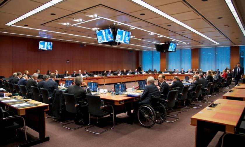 Eurogroup: Προσχηματικός ο καυγάς για τον κόφτη και το 4ο Μνημόνιο