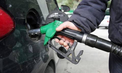 «Φωτιά» τα καύσιμα: Πόσο αυξάνονται βενζίνη, πετρέλαιο και αέριο