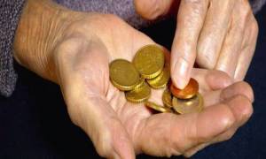 ΕΚΑΣ: Σε 12 δόσεις θα κληθούν οι χαμηλοσυνταξιούχοι να επιστρέψουν το επίδομα