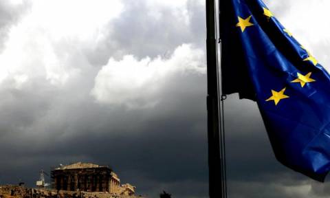 Le Monde: Συμφωνία για την Ελλάδα για να μη «μολυνθεί» το Βρετανικό δημοψήφισμα