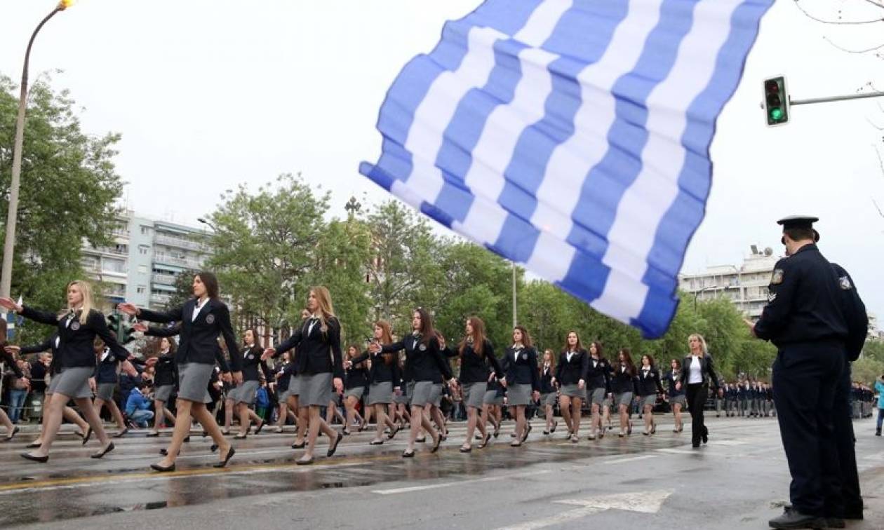 «Σαρώνει» την Παιδεία ο ΣΥΡΙΖΑ - Ξεχάστε βαθμούς, παρελάσεις και προσευχή