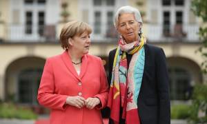 Handelsblatt: Γιατί η Γερμανία «τσακώνεται» με το ΔΝΤ για το ελληνικό χρέος