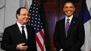 Ομπάμα και Ολάντ συμφώνησαν σε δυναμικότερη συνεργασία για την αντιμετώπιση του ΙΚ